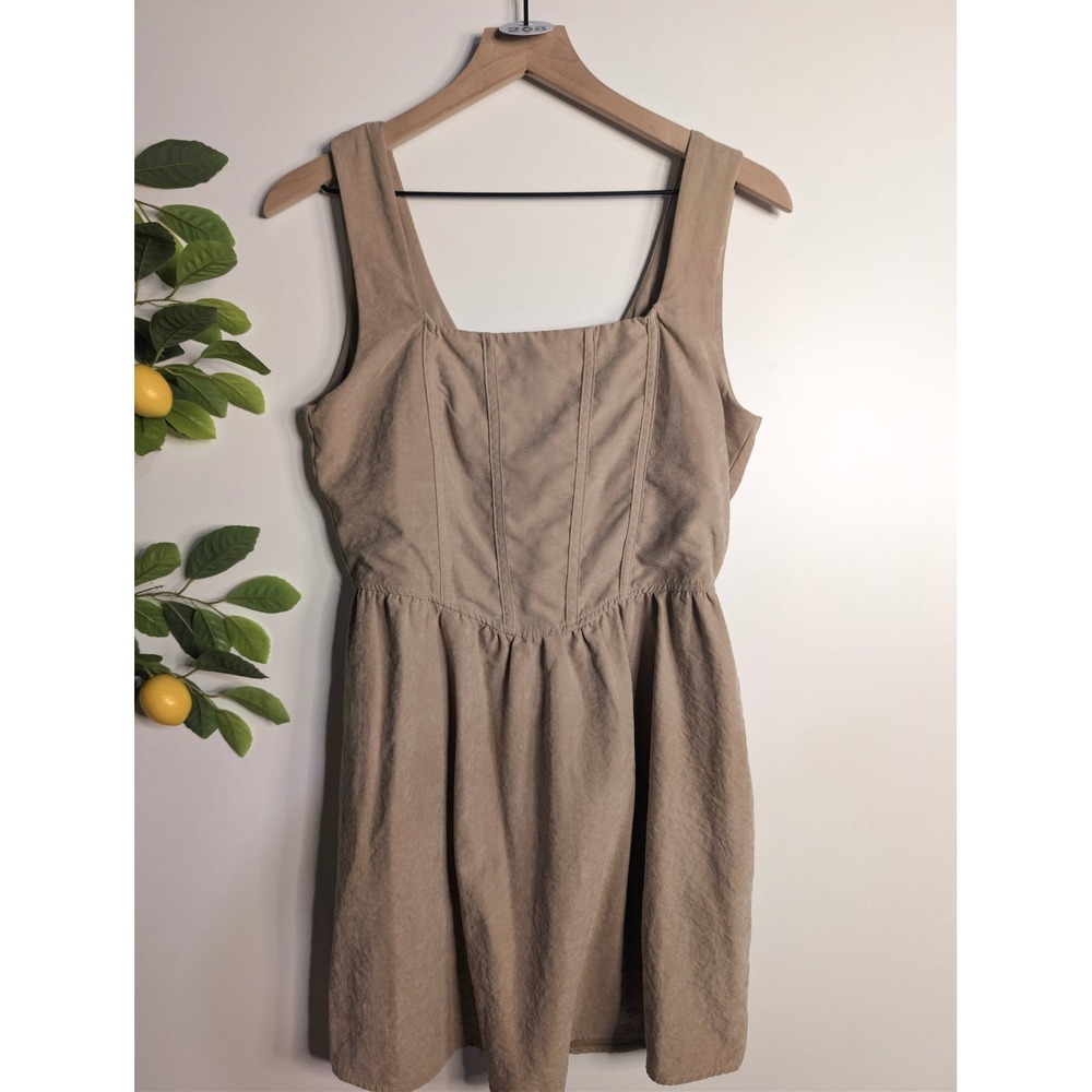 Kirious LA Beige Dress Sz L